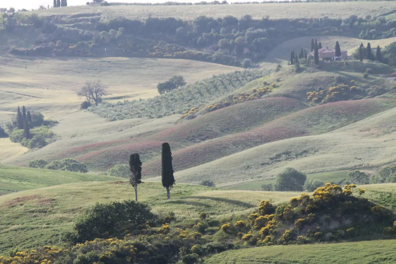 Alojamento de Turismo Rural Agriturismo Cantagalli San Quirico dʼOrcia Itália
